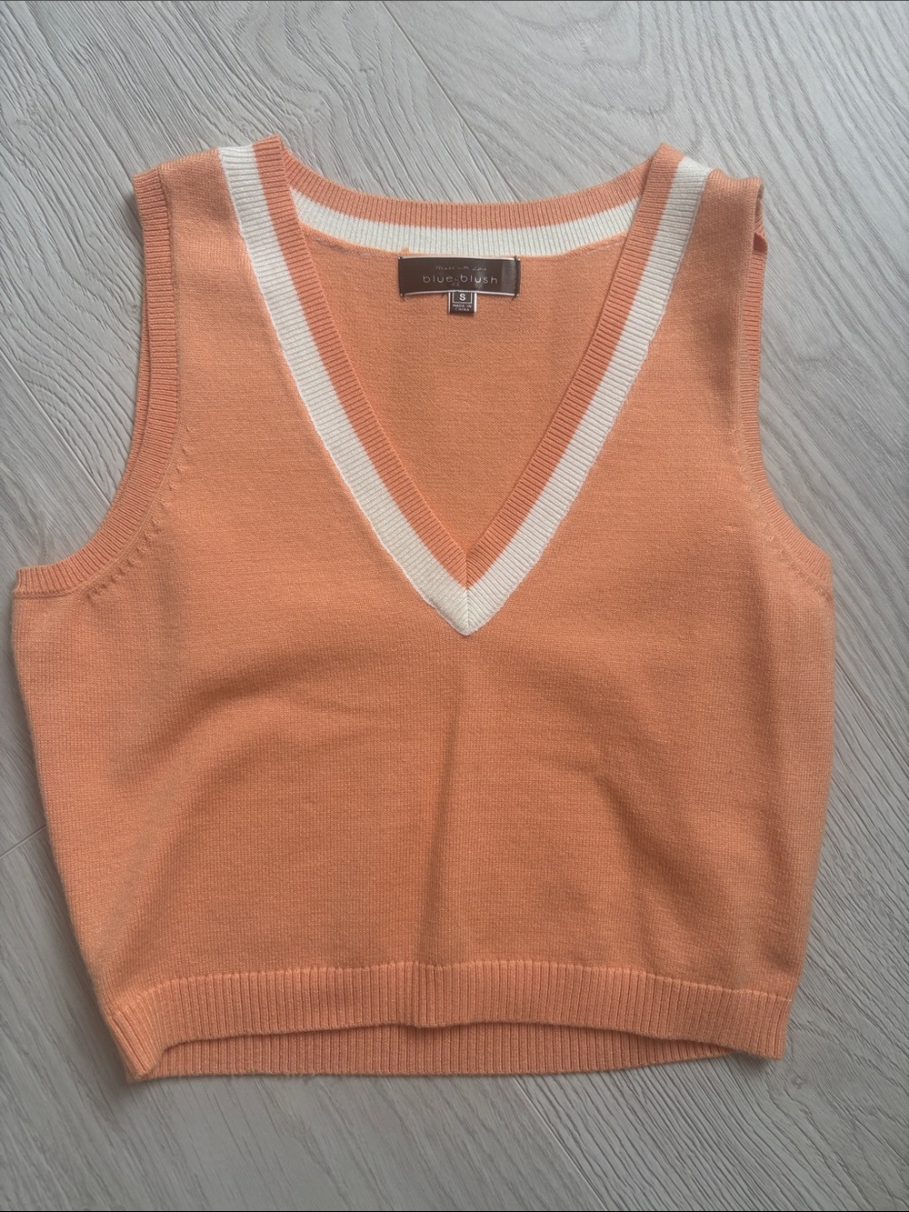 Blue Blush Peach Knit V-Neck Sweater Vest with White Trim
